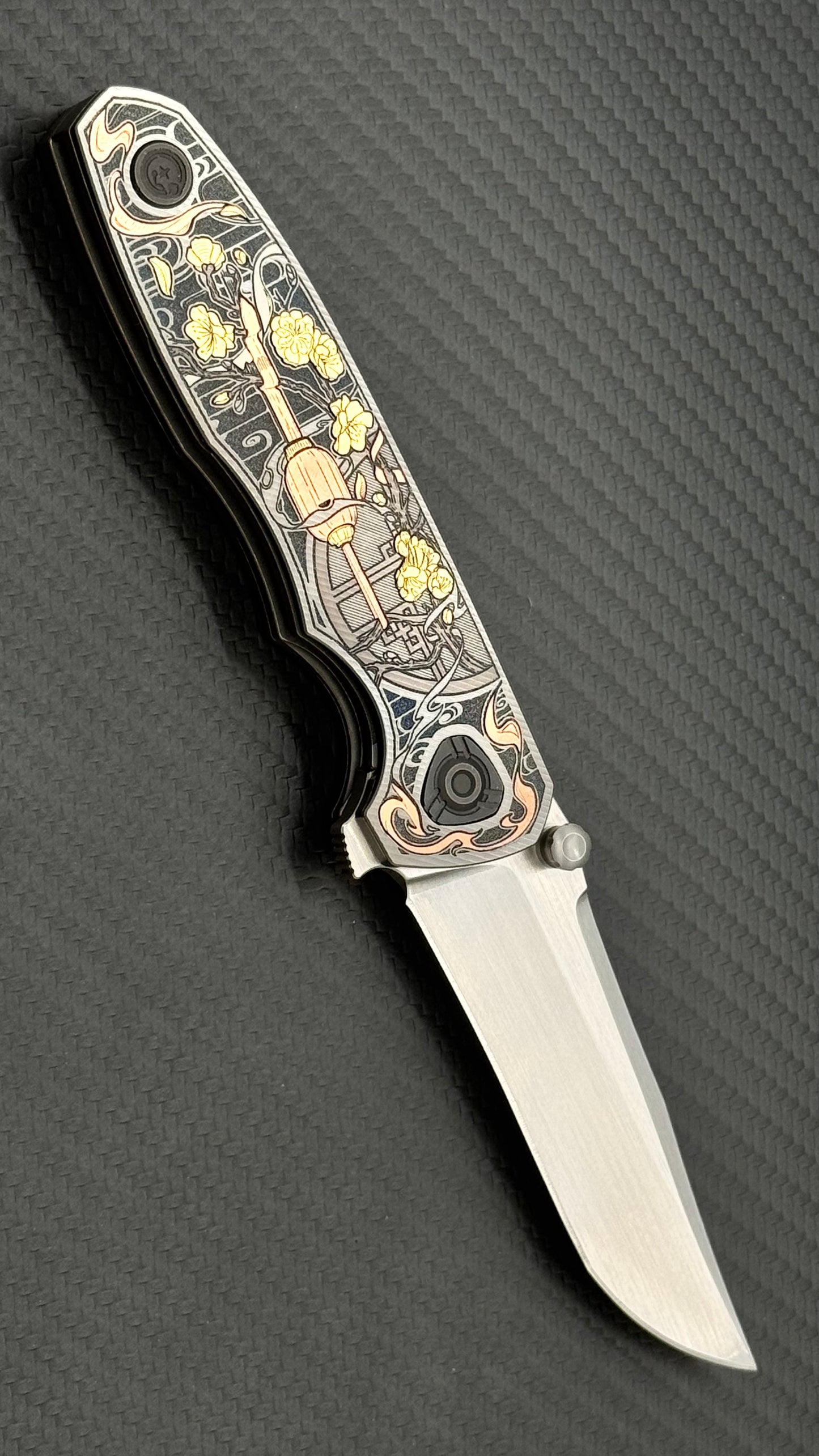 Flying Snow by CircusEDC Chox - Graced Undead Studio engraved edition