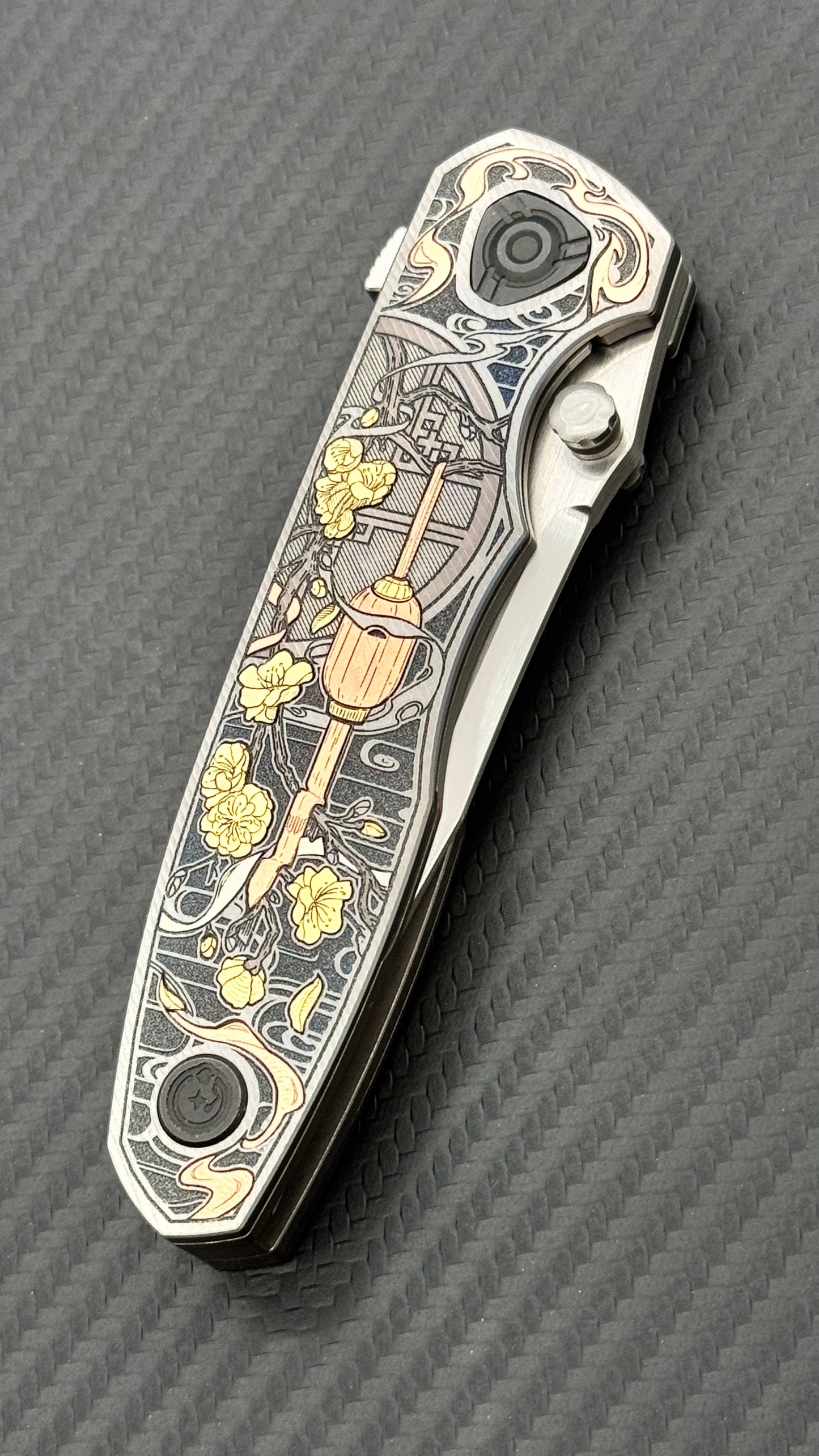 Flying Snow by CircusEDC Chox - Graced Undead Studio engraved edition